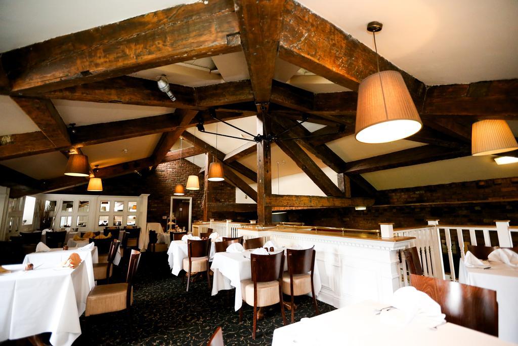 Fairways Lodge&Leisure Club Prestwich Exterior foto